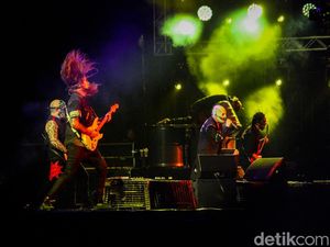 Sid Wilson Slipknot Alami Luka Bakar Tapi Tetap Manggung di Rocklahoma 2024 Sid Wilson Slipknot Alami Luka Bakar Tapi Tetap Manggung di Rocklahoma 2024