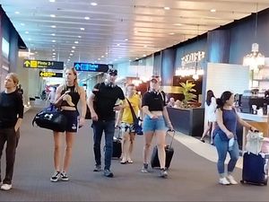 Gokil! Kunjungan Wisman ke Bali Naik 533,68 Persen Gokil! Kunjungan Wisman ke Bali Naik 533,68 Persen
