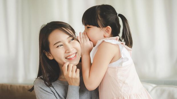 10 Kebiasaan yang Mengasah Sifat Jujur pada Anak, Jangan Lupa Beri Contoh!