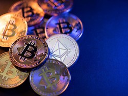 Harga Tembus US$ 27 Ribu, Transaksi Bitcoin di Ajaib Meroket 600%