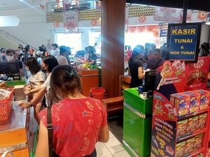 Nyepi dan Awal Ramadan Bersamaan, Supermarket Diserbu Pembeli