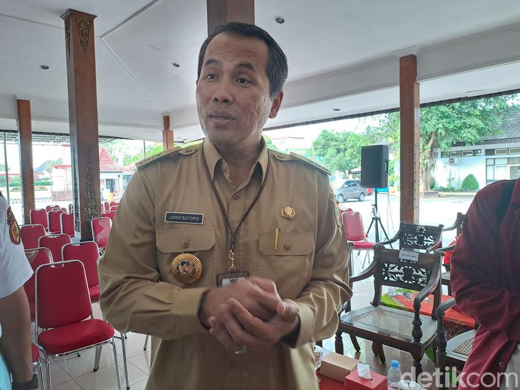 Siswi SMA Dipaksa Bikin Video Syur Eks Pacar, Bupati Wonogiri: Proses Pelaku!