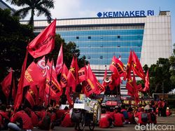 Buruh Ancam Penjarakan Pengusaha yang Pangkas Gaji Pegawai 25%