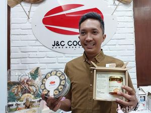 JnC Siapkan 1,2 Juta Toples Kue Kering untuk Ramadan 2023 JnC Siapkan 1,2 Juta Toples Kue Kering untuk Ramadan 2023