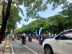 Demo Buruh di Kantor Gubernuran, Lalin Kawasan A Yani-Darmo Tersendat