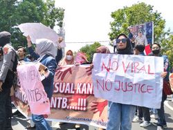 Penanganan Kasus Kekerasan Seksual Lambat, Dosen-Mahasiswa Demo Polda NTB