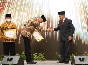 Ganjar Ungkap Jateng Pakai Uang Zakat buat Atasi Stunting-Kemiskinan