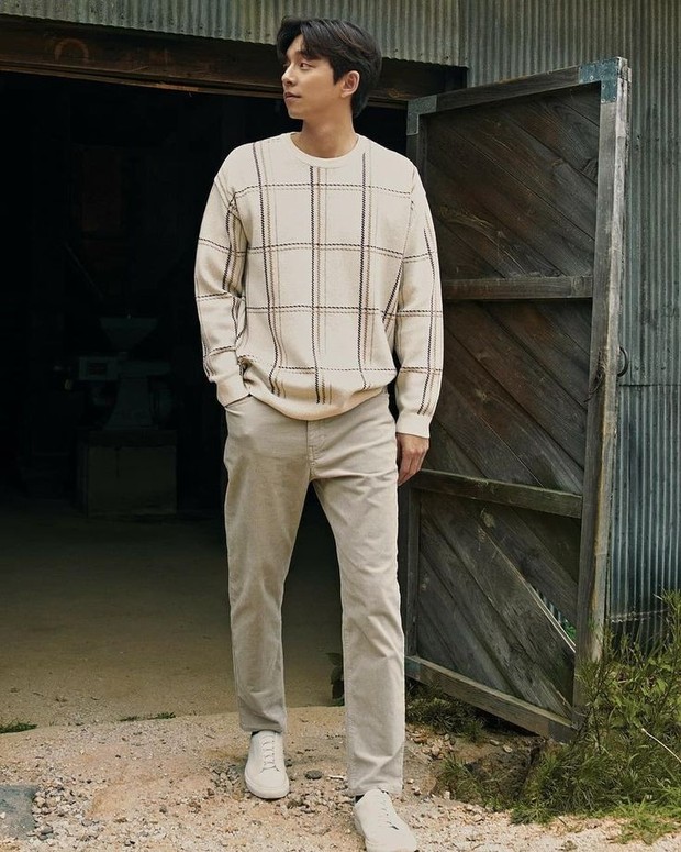 Gaya kasual Gong Yoo