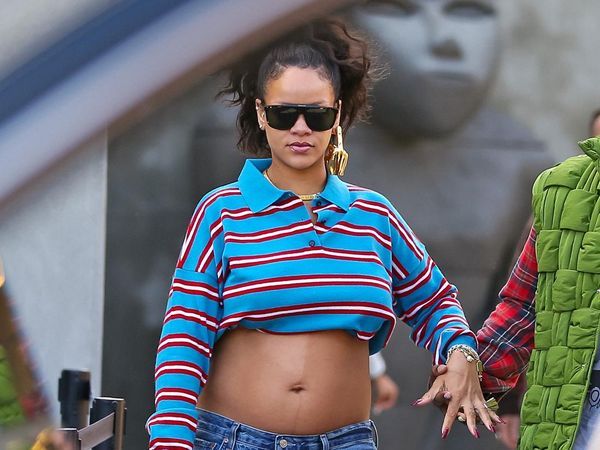 8 Inspirasi Street Style Ibu Hamil Ala Rihanna, Berani Tampil Beda