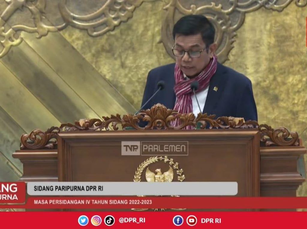 Momen Mikrofon Demokrat Mati saat Tolak Perppu Ciptaker Jadi UU Momen Mikrofon Demokrat Mati saat Tolak Perppu Ciptaker Jadi UU