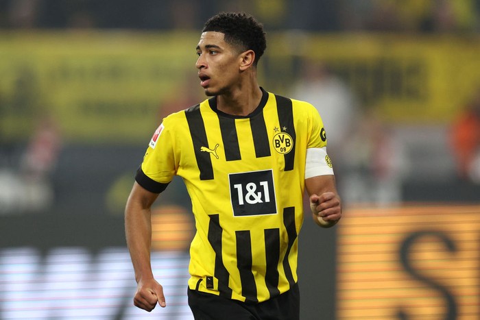 DORTMUND, GERMANY - MARCH 18: Jude Bellingham of Borussia Dortmund in action during the Bundesliga match between Borussia Dortmund and 1. FC Köln at Signal Iduna Park on March 18, 2023 in Dortmund, Germany. (Photo by Dean Mouhtaropoulos/Getty Images)