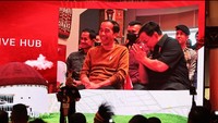 Gestur Prabowo ke Jokowi yang Tertawa saat Kepala BIN Bicara Aura