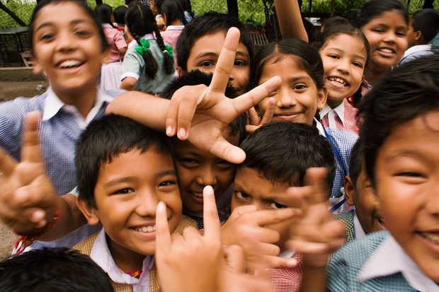 Kunjungi Anak Yatim Piatu