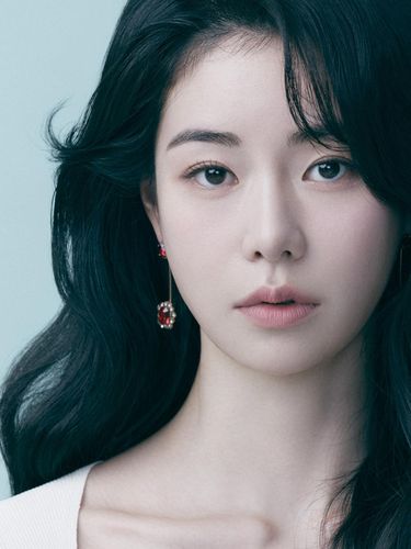Lim Ji-yeon atau Im Ji-yeon untuk The Glory (2023)
