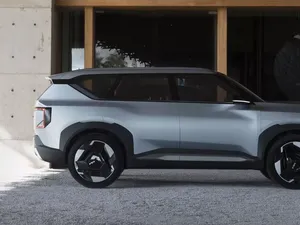 Fix Bakal Jadi SUV Listrik Paling Ganteng! Ini Penampakan Kia EV5 Fix Bakal Jadi SUV Listrik Paling Ganteng! Ini Penampakan Kia EV5