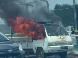Mobil Pikap Terbakar di Bogor, Sempat Terdengar Ledakan
