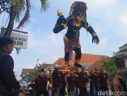 Vakum 3 Tahun, Pawai Ogoh-ogoh di Lamongan Berlangsung Meriah