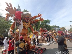 Umat Hindu di Blitar Gelar Pawai Ogoh-Ogoh Jelang Nyepi