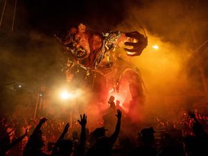 50+ Ucapan Selamat Hari Raya Nyepi 2025 untuk Keluarga, Teman, hingga Pasangan 50+ Ucapan Selamat Hari Raya Nyepi 2025 untuk Keluarga, Teman, hingga Pasangan
