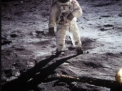 Video: Astronaut NASA Kembali Tunda Kepulangan ke Bumi, Kenapa Ya?