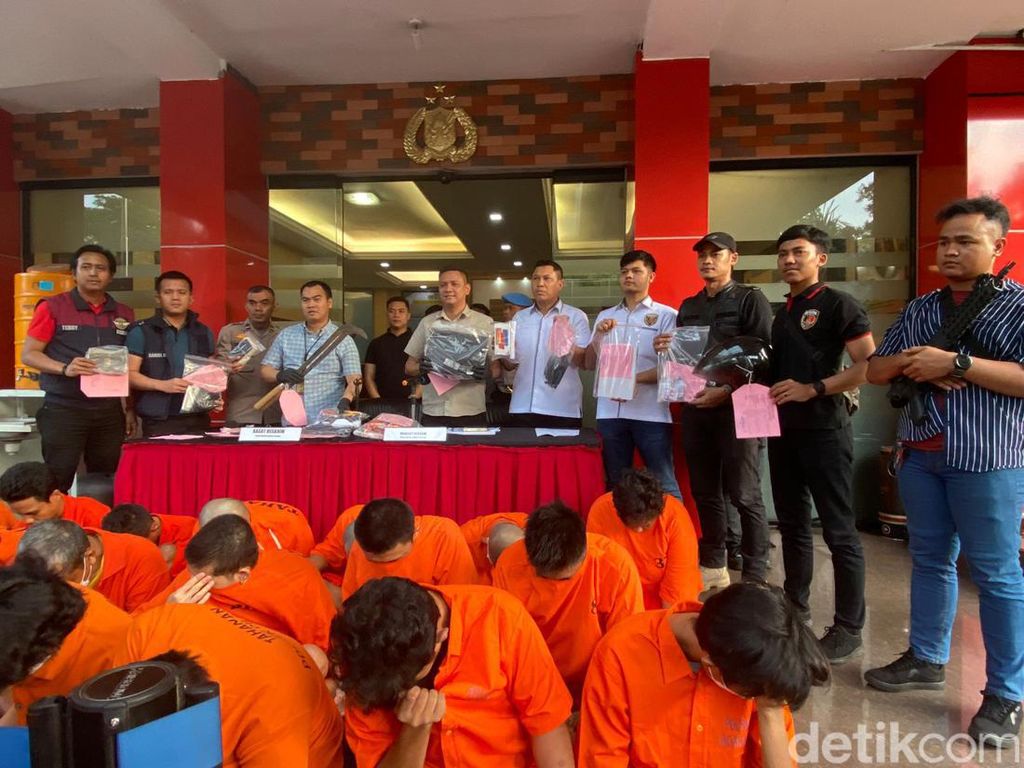 29 Pelaku Kejahatan di Jaksel Dipamerkan, Terbanyak Kasus Pencurian 29 Pelaku Kejahatan di Jaksel Dipamerkan, Terbanyak Kasus Pencurian