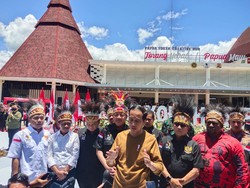 Jokowi Kucurkan Rp 1.036 Triliun di Papua, Di Antaranya Jadi Jalan 3.462 Km