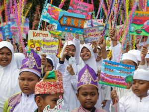 Apa Itu Tarhib Ramadan? Tradisi Menyambut Bulan Suci dengan Kebahagiaan Apa Itu Tarhib Ramadan? Tradisi Menyambut Bulan Suci dengan Kebahagiaan