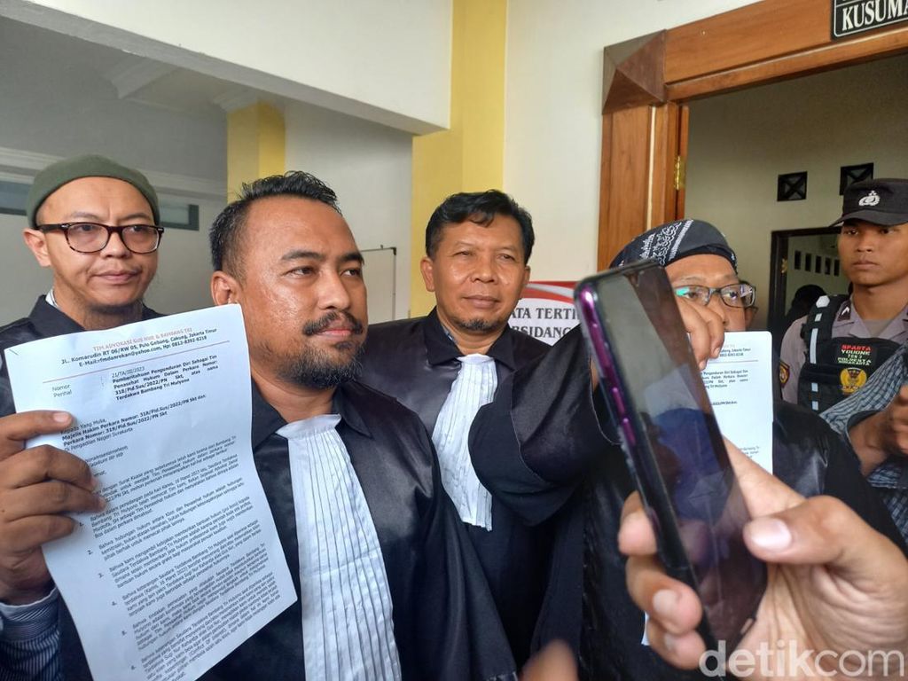 5 Fakta di Balik Tuntutan 10 Tahun Gus Nur dan Bambang Tri 5 Fakta di Balik Tuntutan 10 Tahun Gus Nur dan Bambang Tri