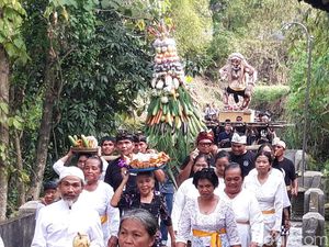 Jelang Nyepi, Umat Hindu di Gumukrejo Boyolali Mecaru dan Bakar Ogoh-ogoh Jelang Nyepi, Umat Hindu di Gumukrejo Boyolali Mecaru dan Bakar Ogoh-ogoh
