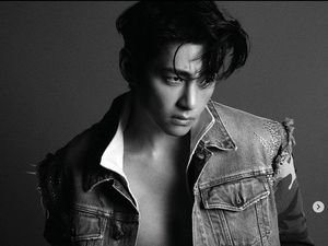 8 Gaya V BTS Disebut Bak Model, Bikin Situs CELINE Error Tak Bisa Dibuka