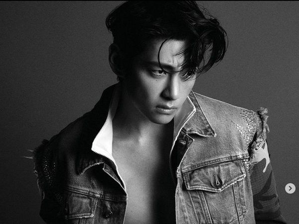 8 Gaya V BTS Disebut Bak Model, Bikin Situs CELINE Error Tak Bisa Dibuka