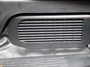 Innova Zenix Hybrid Punya Ventilasi di Bawah Jok, Ternyata Ini Fungsinya
