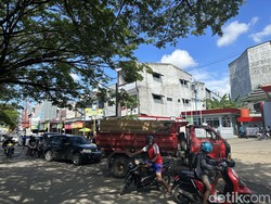 Suplai BBM di Bone Terganggu Imbas Macet Parah di Camba Maros