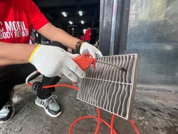 AC Mobil Kurang Dingin? Cek 6 Bagian Ini