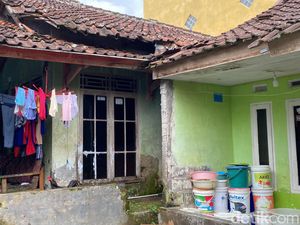 Aktivitas Emon Predator Seks di Sukabumi Usai Bebas dari Bui Aktivitas Emon Predator Seks di Sukabumi Usai Bebas dari Bui