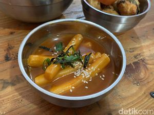 Nikmatnya Jajanan Korea di Dipatiukur Bandung