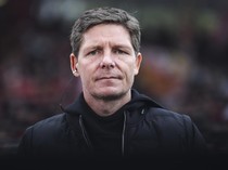 Oliver Glasner Dikaitkan dengan MU, Begini Responsnya
