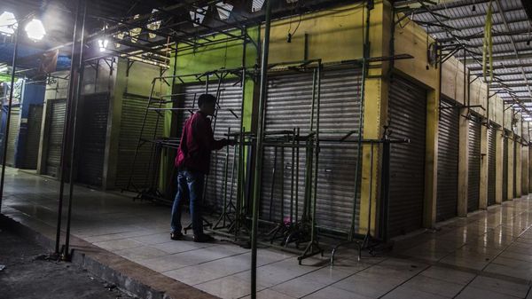 Nah Loh, Pasar Pakaian Bekas di Gedebage Tutup