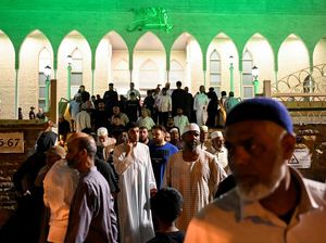 Suasana Salat Tarawih Umat Muslim di Sydney Australia