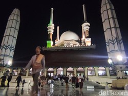 Catat Lur! Ini Jadwal Sholat Maghrib di Semarang, 4 November 2023