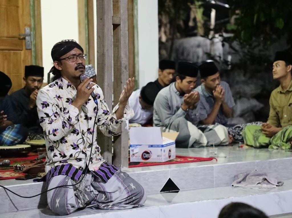 Sambut Ramadan, Relawan Ganjar Gelar Pelatihan Tarawih di Mojokerto Sambut Ramadan, Relawan Ganjar Gelar Pelatihan Tarawih di Mojokerto