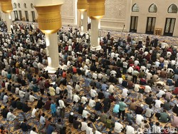 Pahala dan Keutamaan Sholat Tarawih Malam ke-17