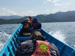 Pemancing Trenggalek Hilang Tersapu Ombak Pantai Ngampiran