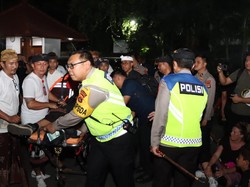 Warga Lemas-Pingsan Akibat Berdesakan di Pawai Ogoh-ogoh