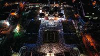 Tengok Lagi Momen Salat Tarawih di Masjid Raya Baiturrahman