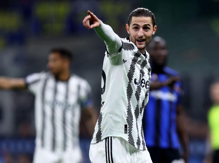 STADIO GIUSEPPE MEAZZA, MILANO, ITALY - 2023/03/19: Adrien Rabiot of Juventus Fc gestures during the Serie A football match between Fc Internazionale and Juventus Fc. Juventus Fc wins 1-0 over Fc Internazionale. (Photo by Marco Canoniero/LightRocket via Getty Images)