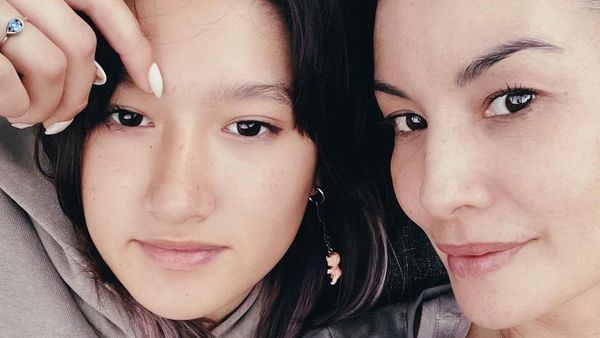 7 Potret Alex Anak Nadya Hutagalung yang Pilih Gender Netral