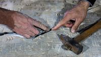 Melihat Restorasi Artefak Kuno di Museum Mosul yang Dihancurkan ISIS