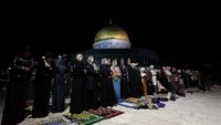 Menghidupkan Malam Bulan Ramadan di Masjid Al-Aqsa