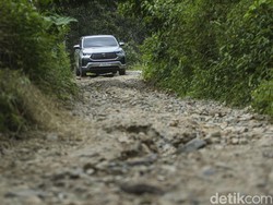 20 Mobil Terlaris di RI Januari 2025: Innova Belum Terkalahkan, Mobil Listrik Absen!